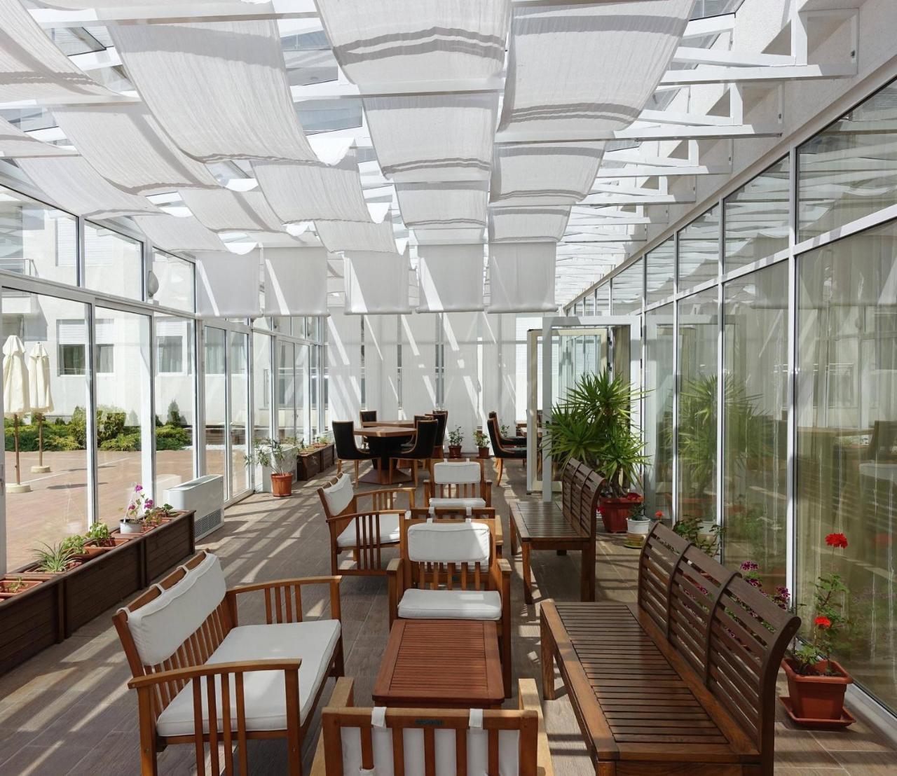 Hotel Incognito Поморие Экстерьер фото