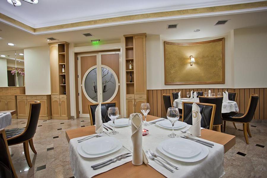 Hotel Incognito Поморие Экстерьер фото