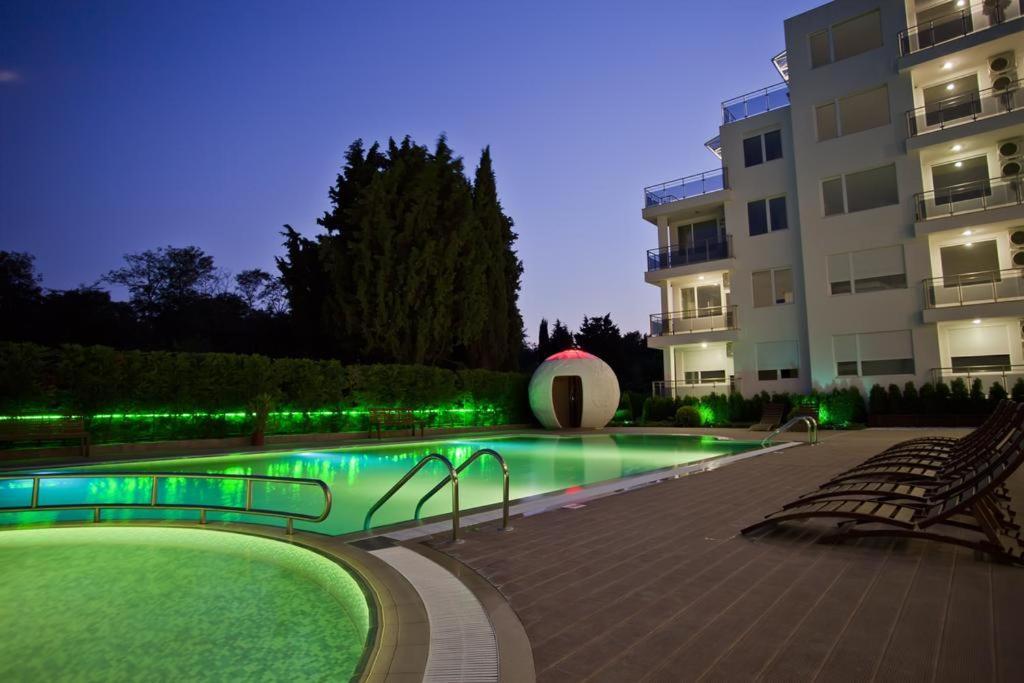 Hotel Incognito Поморие Экстерьер фото