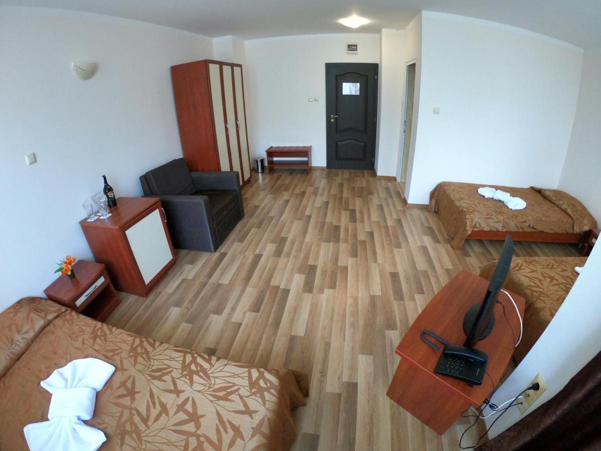 Hotel Incognito Поморие Экстерьер фото